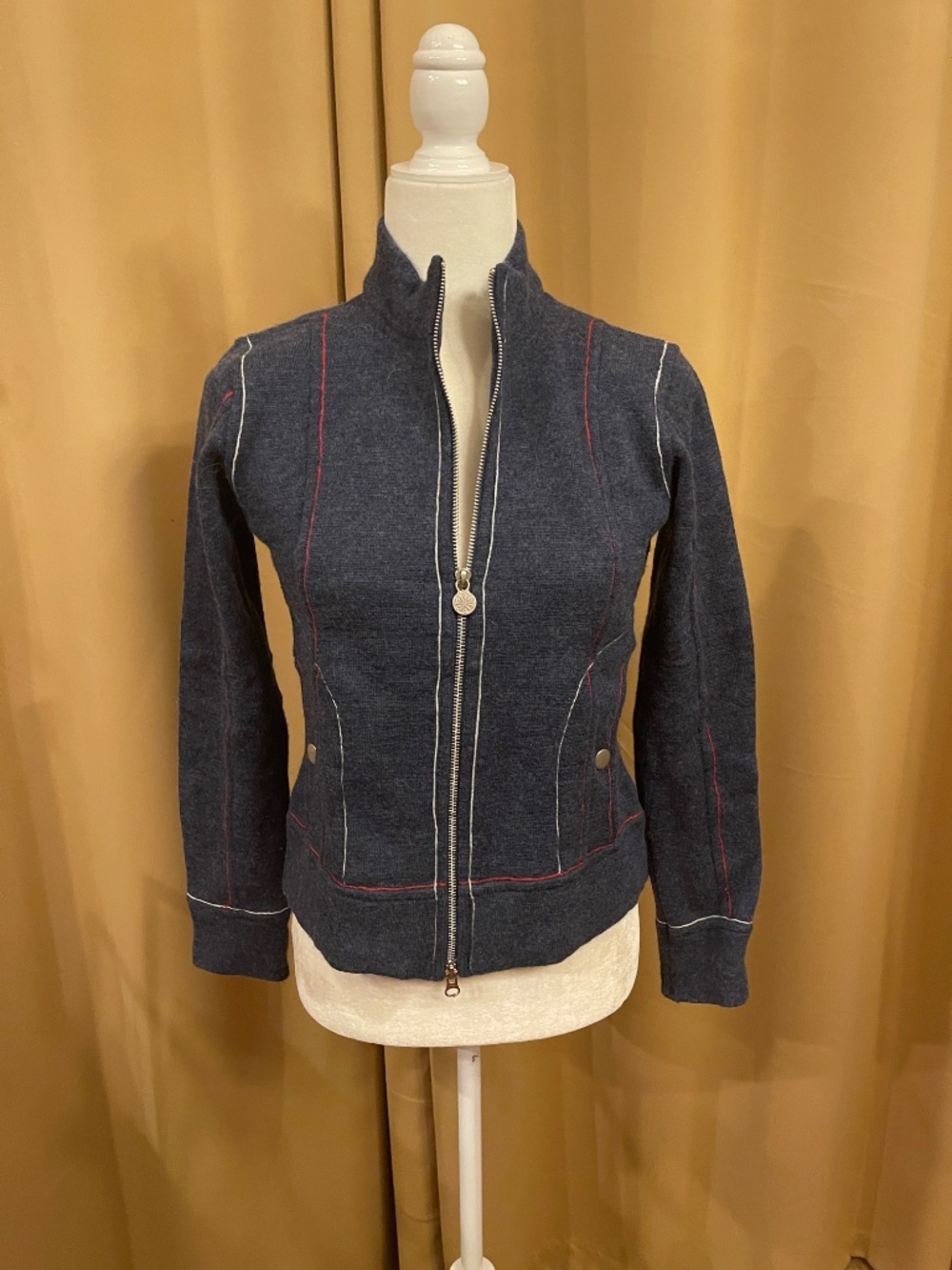 NEW! Neve Designs Full Zip Mock Neck Sweater Jacket Size SM